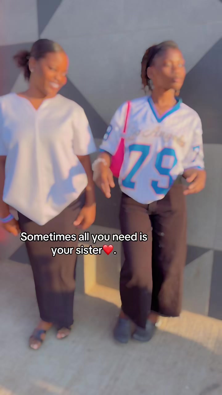@J 🌸🍒.