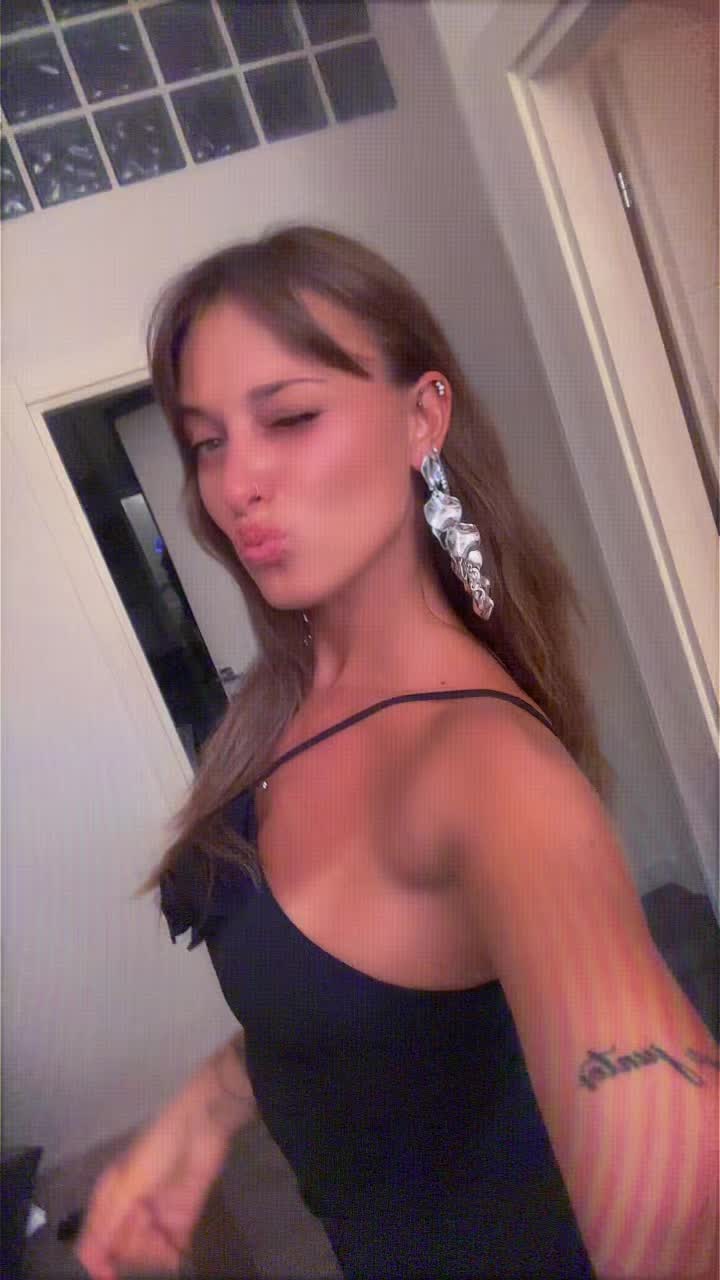 @Yarmila Mani ⚡️