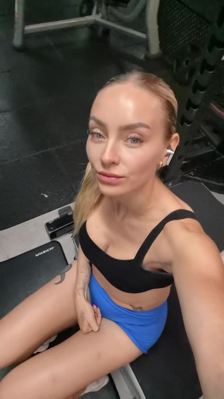 @StefaniNurdingxx