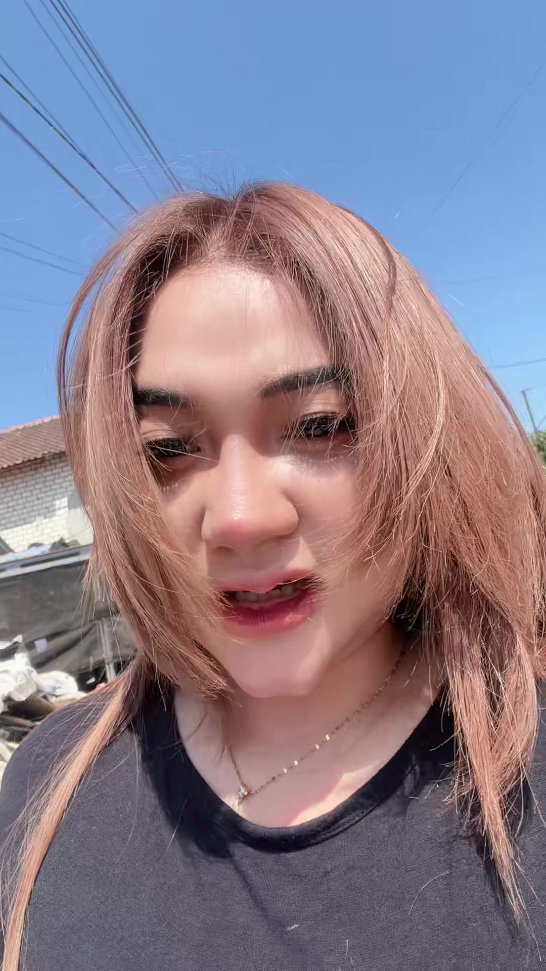 @inisintottyy