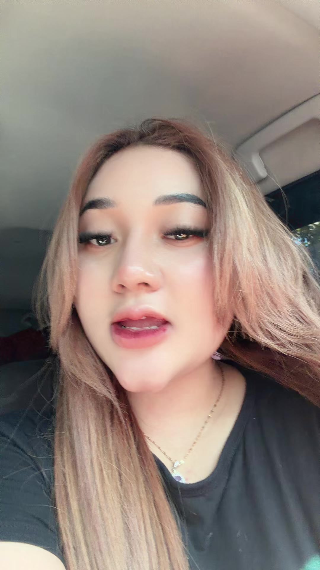 @inisintottyy