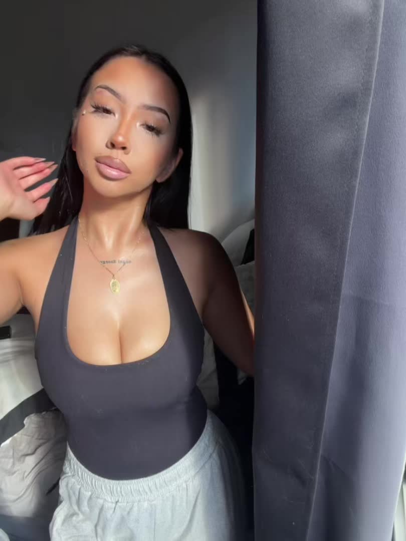 @Angel💋
