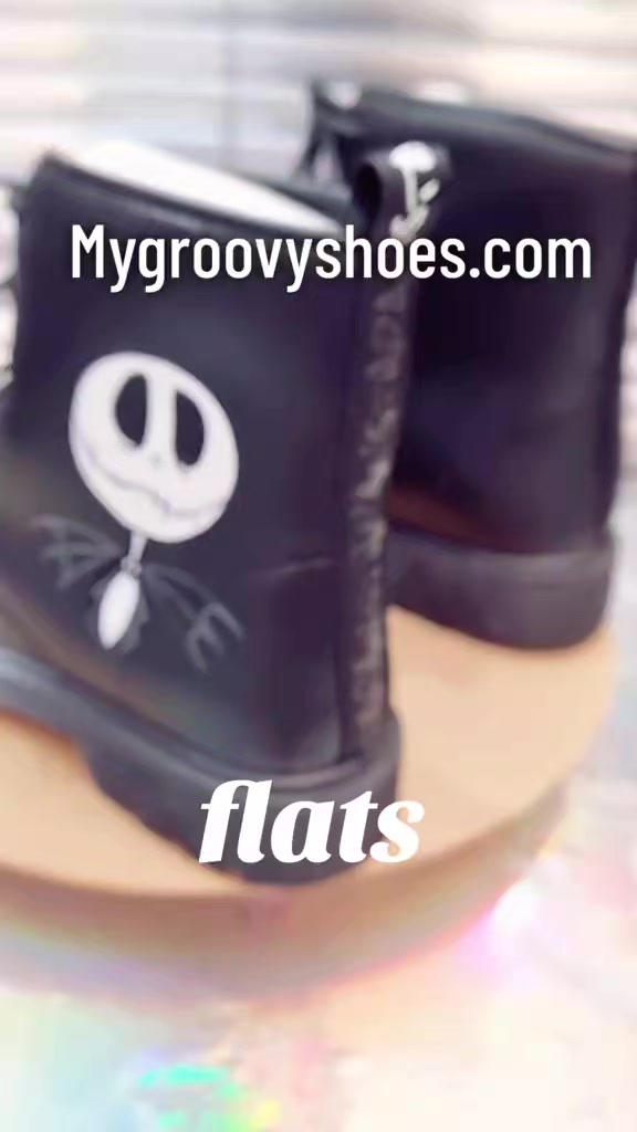 @Ghoulishshoes