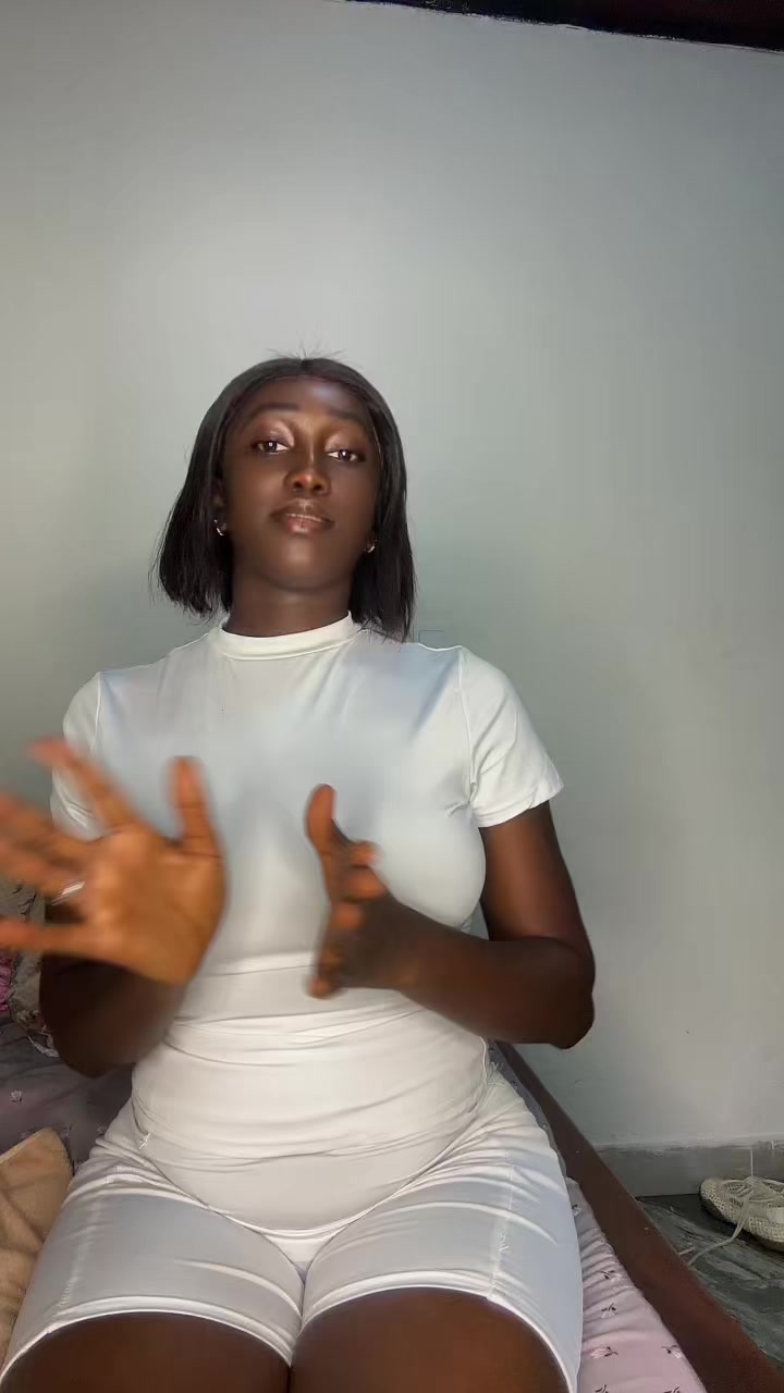 @👑Queen Sona 👸224🇬🇳🇫🇷