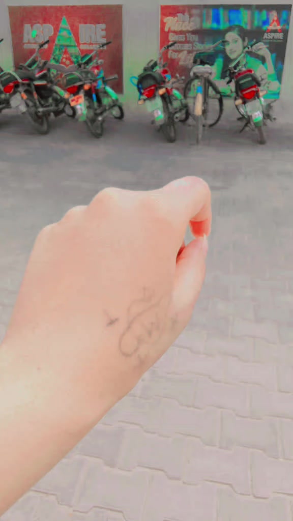 @dimple &hearts;️Butt&hearts;️T M