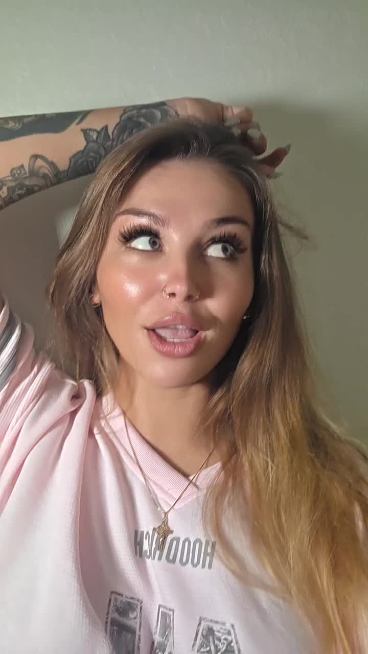 @ᕼᗩᒪEY ᗰᗩY 🔥🐲