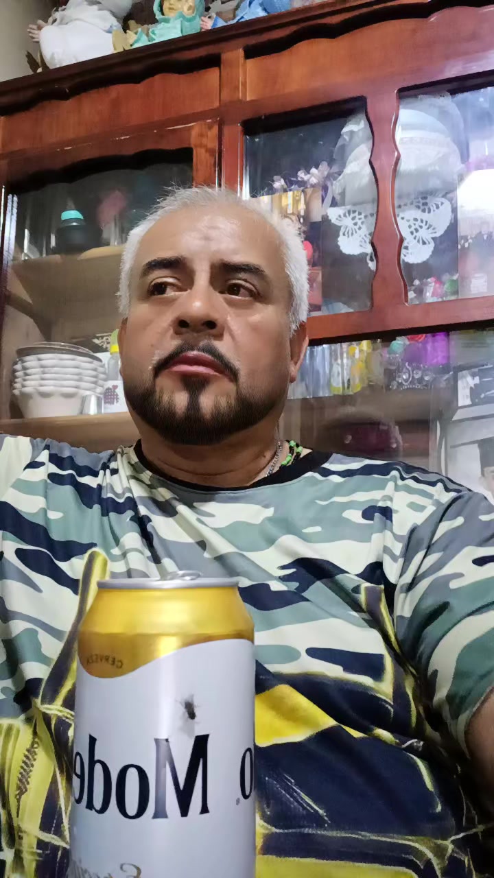 @Chino_Villag&oacute;mez