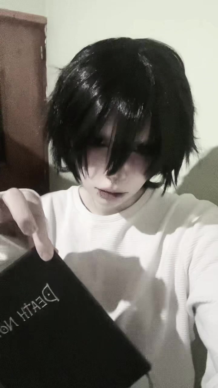 @☣︎