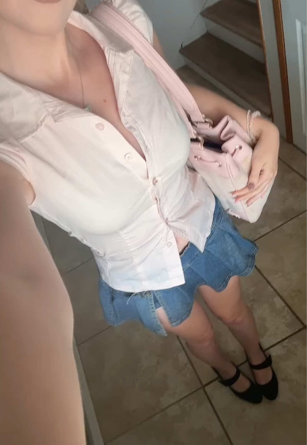 @𝚊𝚖𝚢