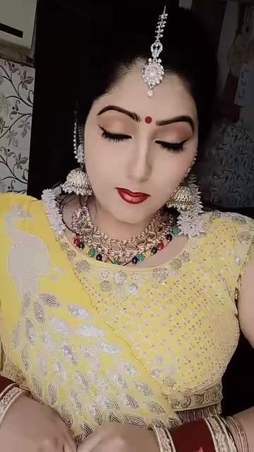 @𝘽𝙝𝙤𝙢𝙞𝙠𝙖 𝙏𝙞𝙬𝙖𝙧𝙞