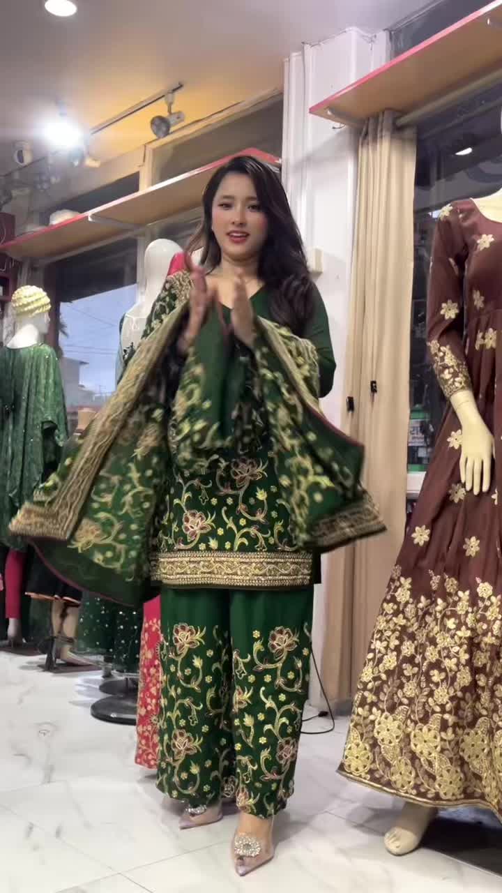 @Sharon&rsquo;sboutique