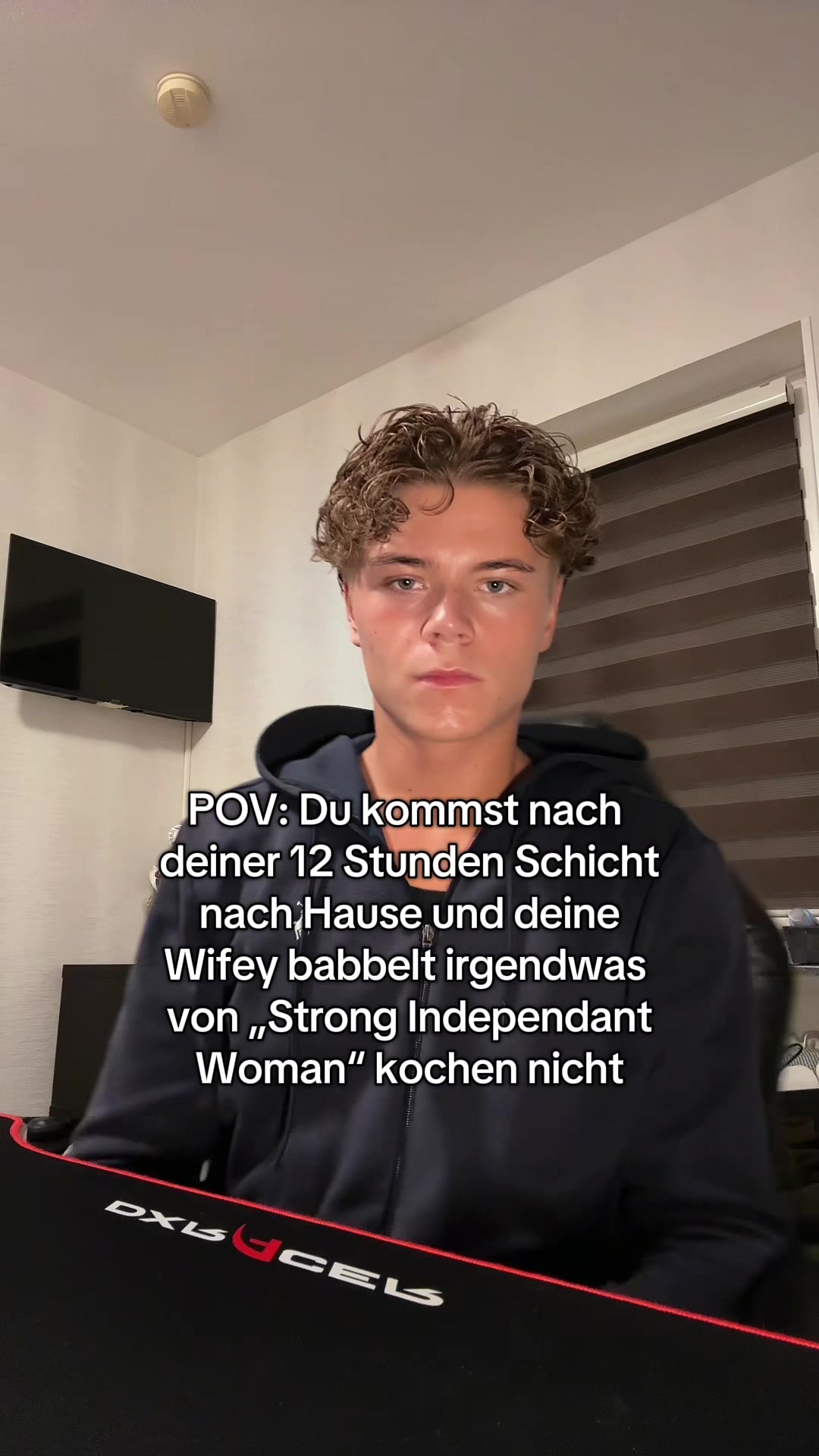 @Yvwes
