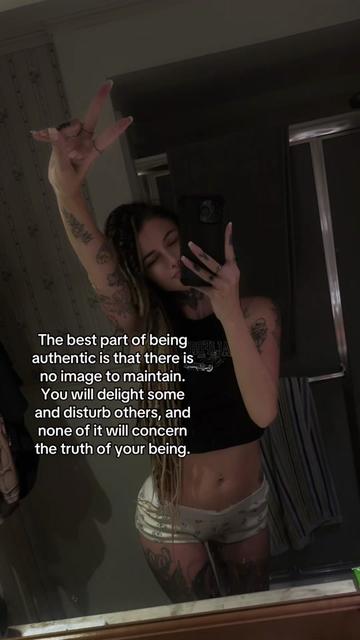 @Tatum Olivia 🖤🍒🦋