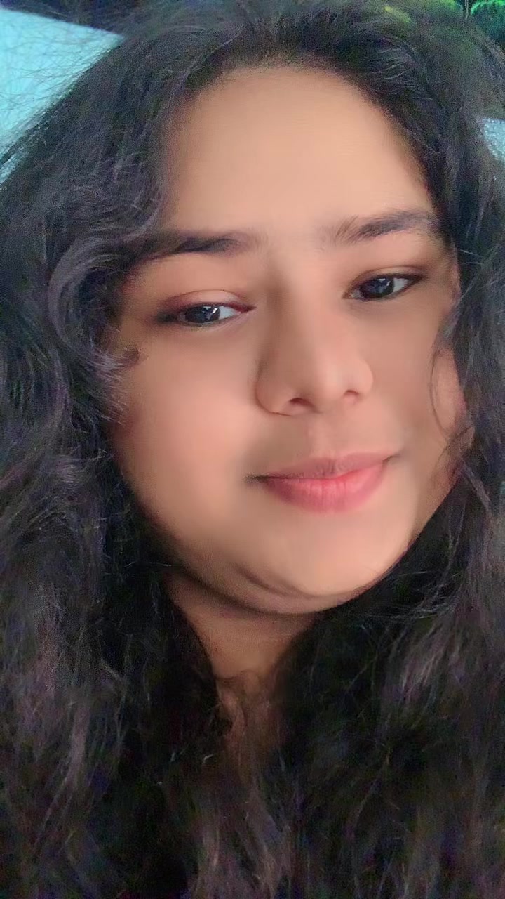 @Rashi_💔🥀