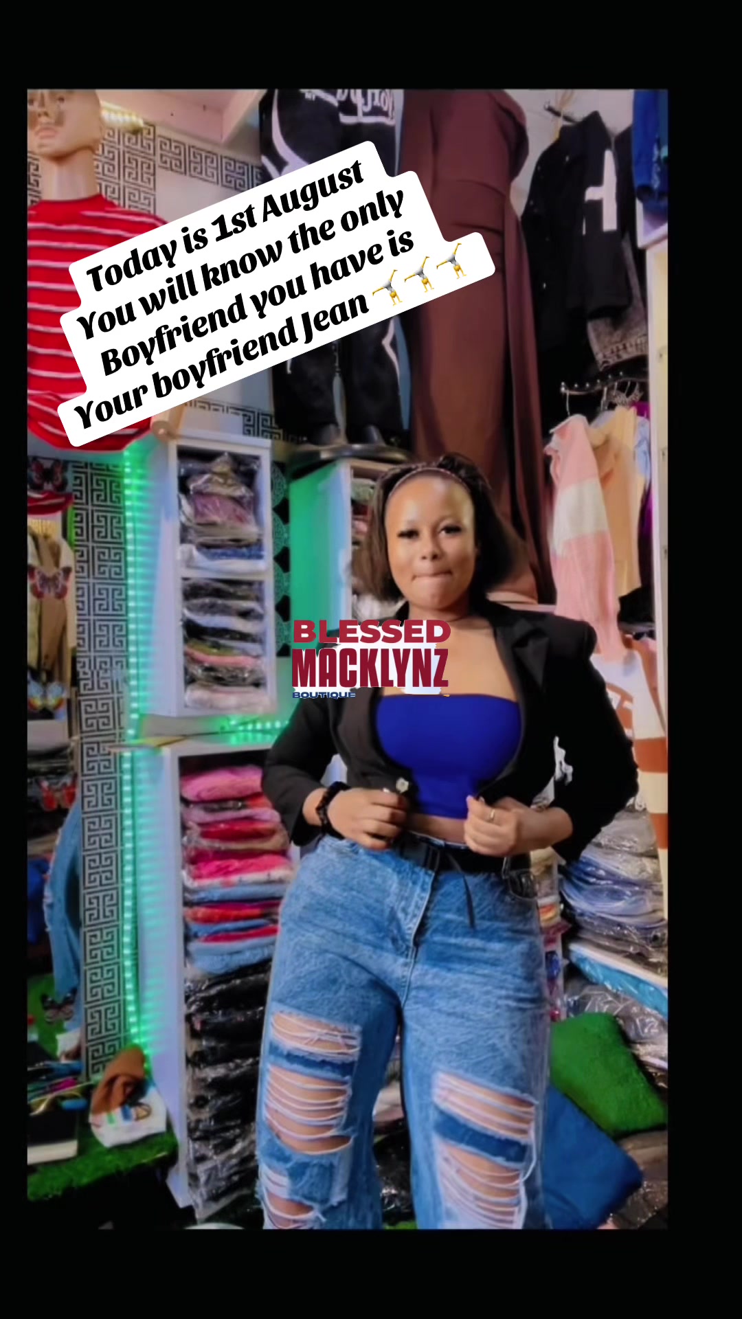 @M.A.C.K.I.E