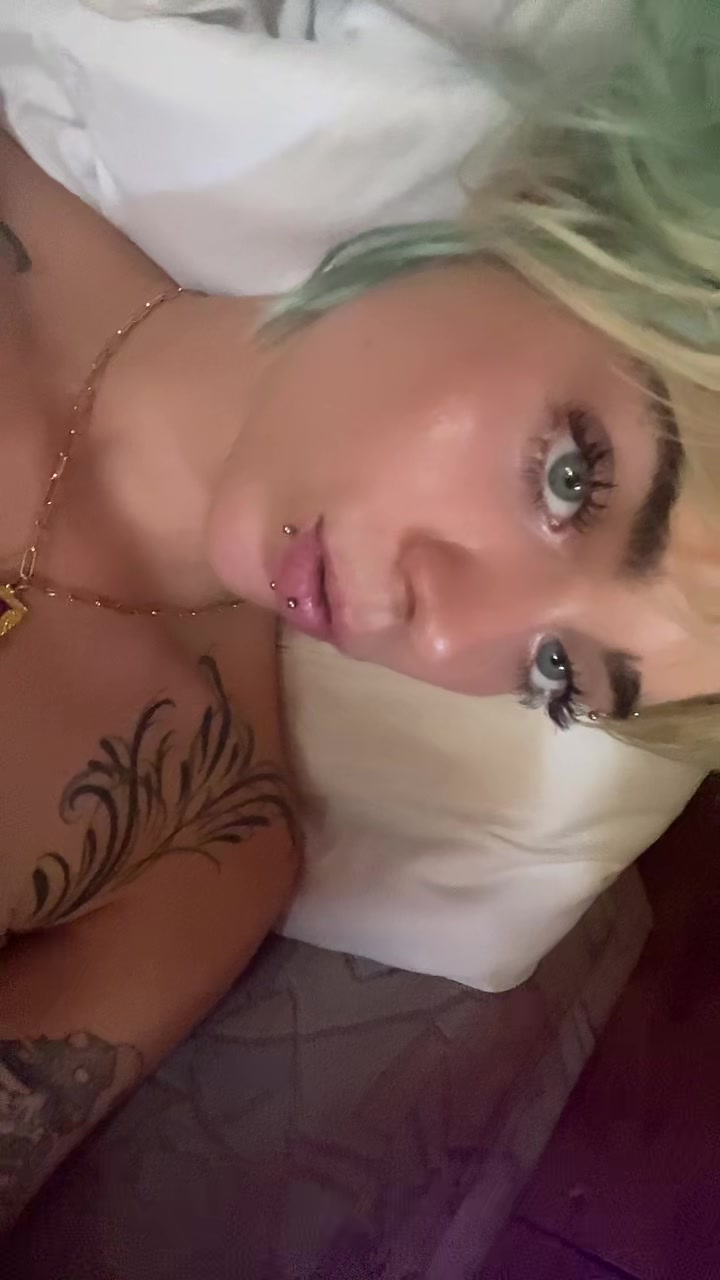 @Miaaaacestmoiii
