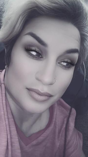 @EyeCandiXoX