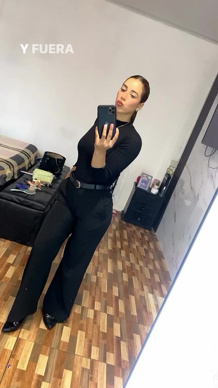 @Daniela  Romero
