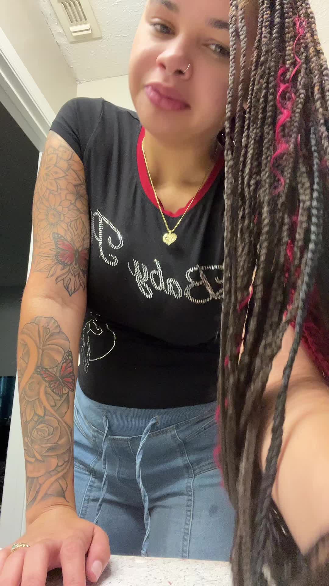 @Naomi ♡