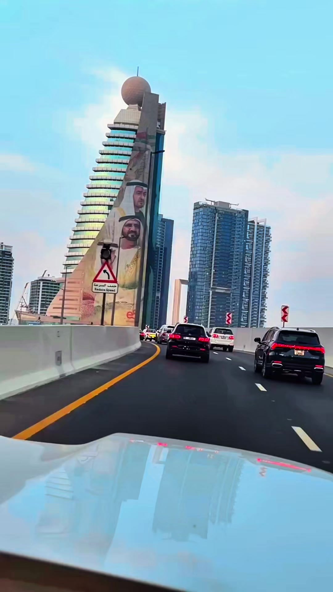 @dubai