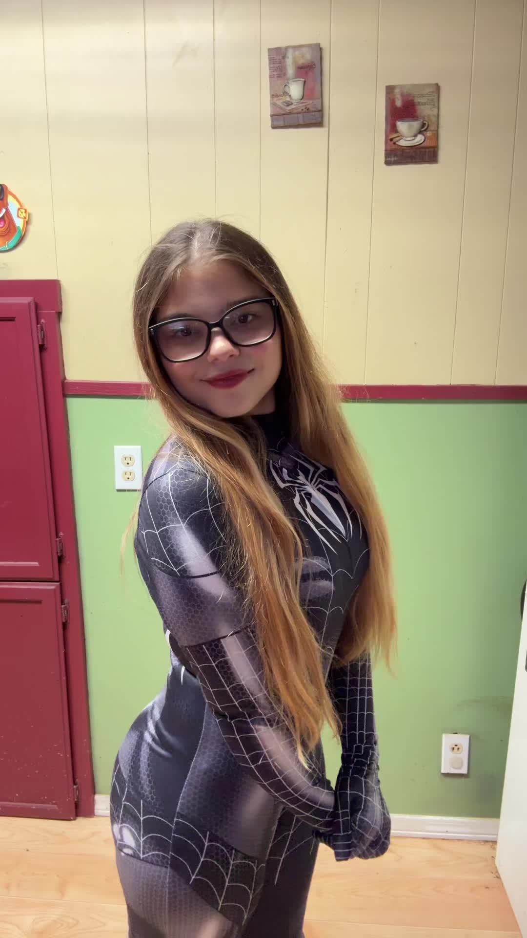 @RheynnaGrace