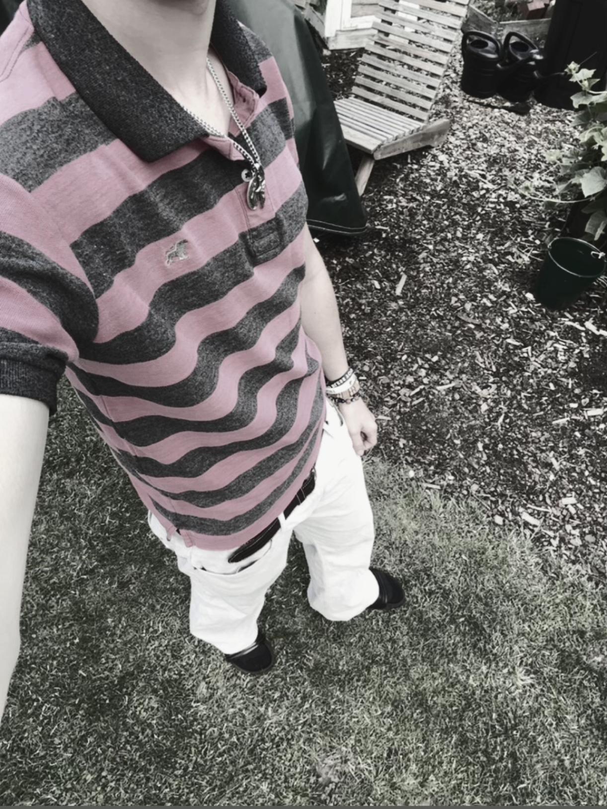 @￴ ￴￴