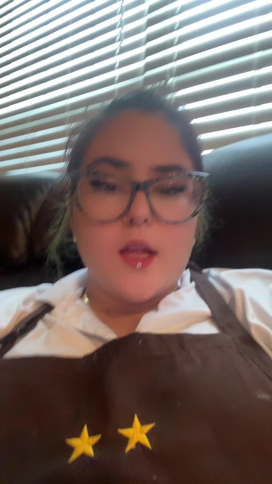 @maddie👩🏼&zwj;🦲