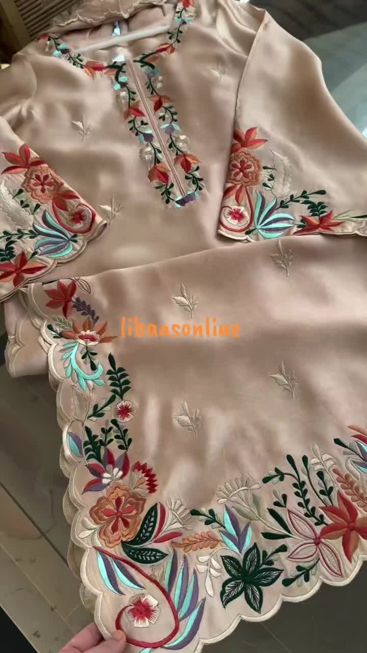 @ਲਿਬਾਸ by ਕੌਰ