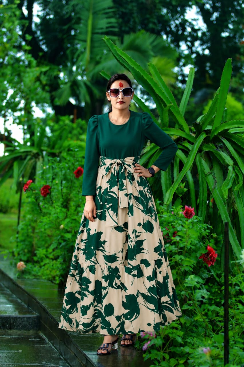 @👑Riya Rawal💎🦚🪷♾️Queen 👑