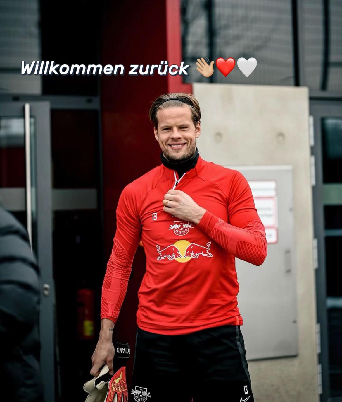 @𝐉𝐨𝐡𝐧_𝐑𝐁𝐋 &hearts;️🤍