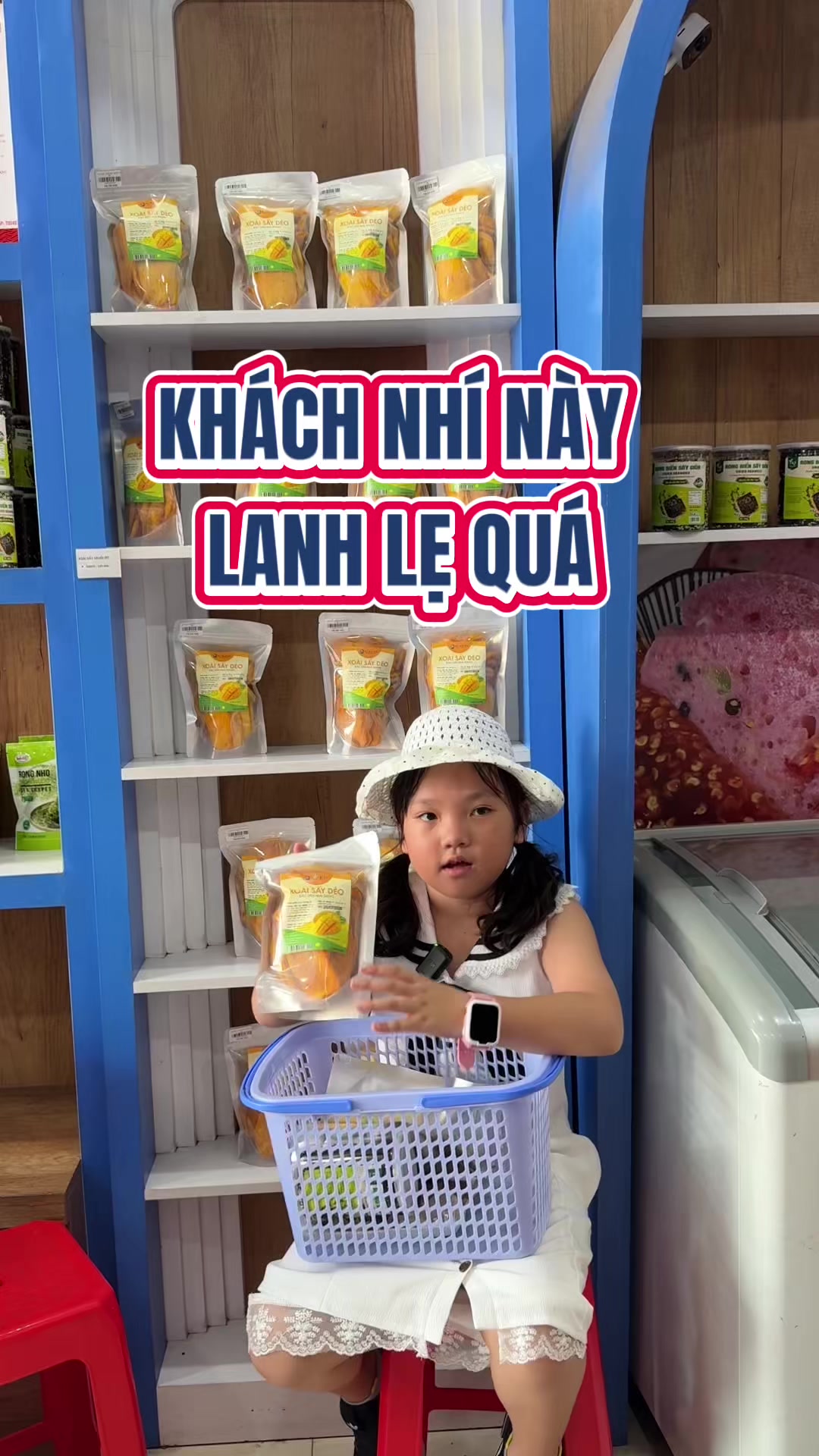 @C&ocirc; Em Nem Chả