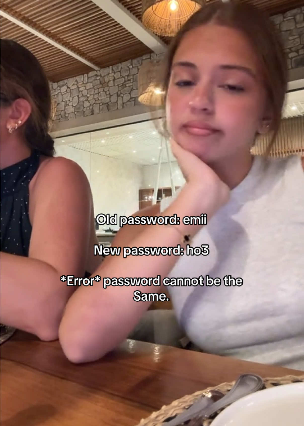 @Leni