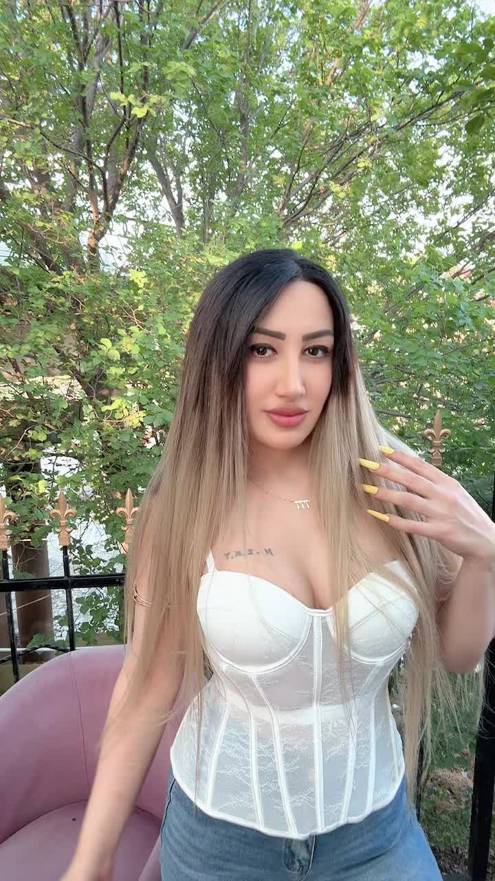 @🖤