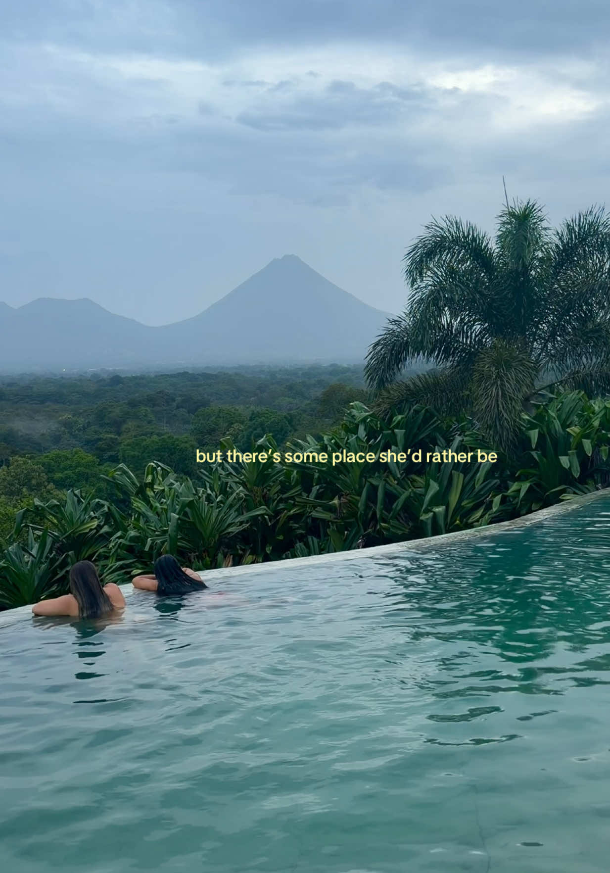 @Adri 🦢