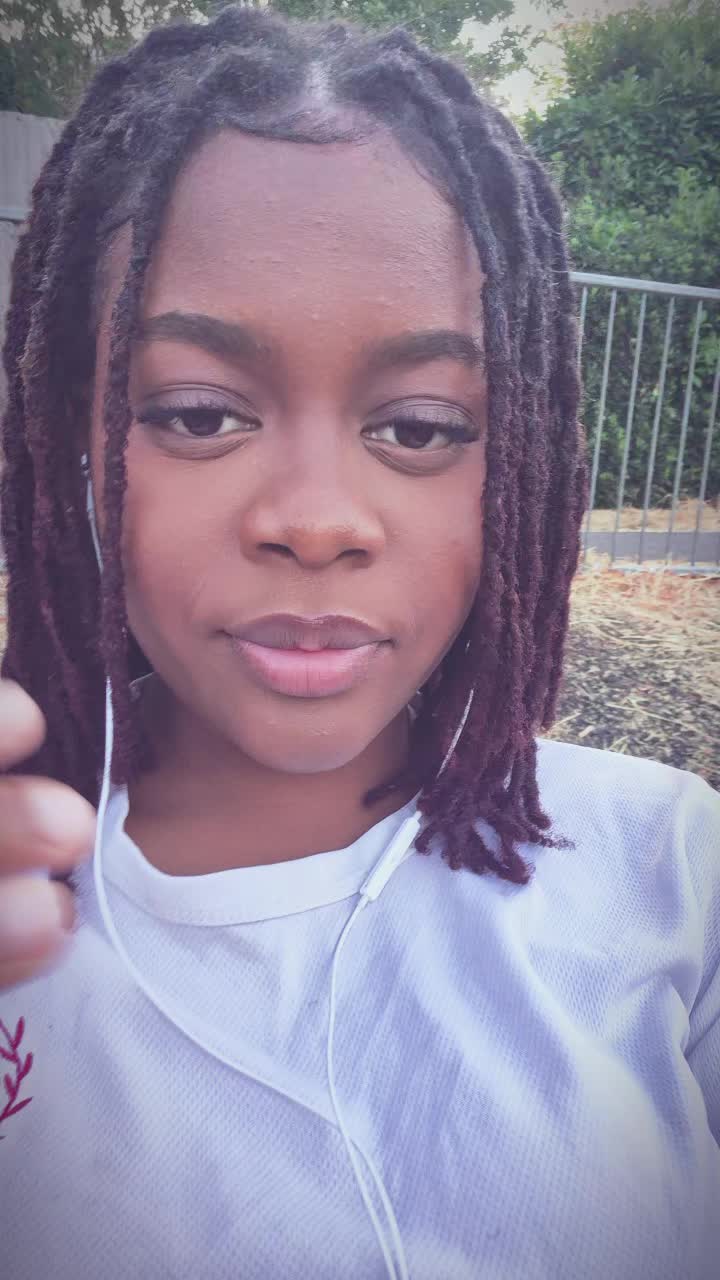 @😋🫰🏾