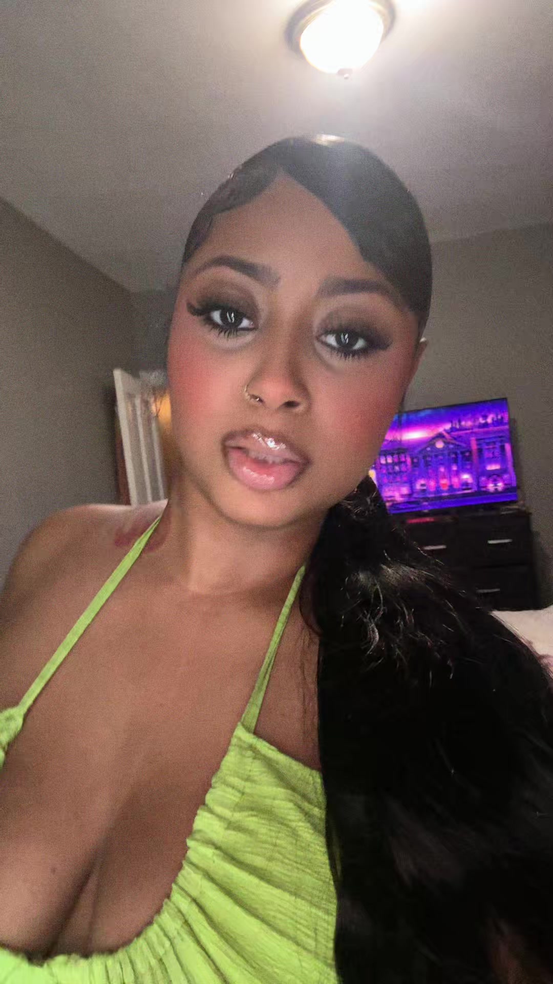 @Aniyah Nicolle