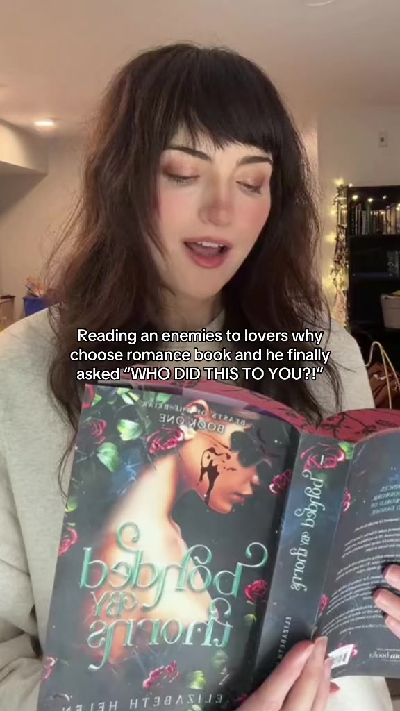 @Helen | Romantasy Books 🌹