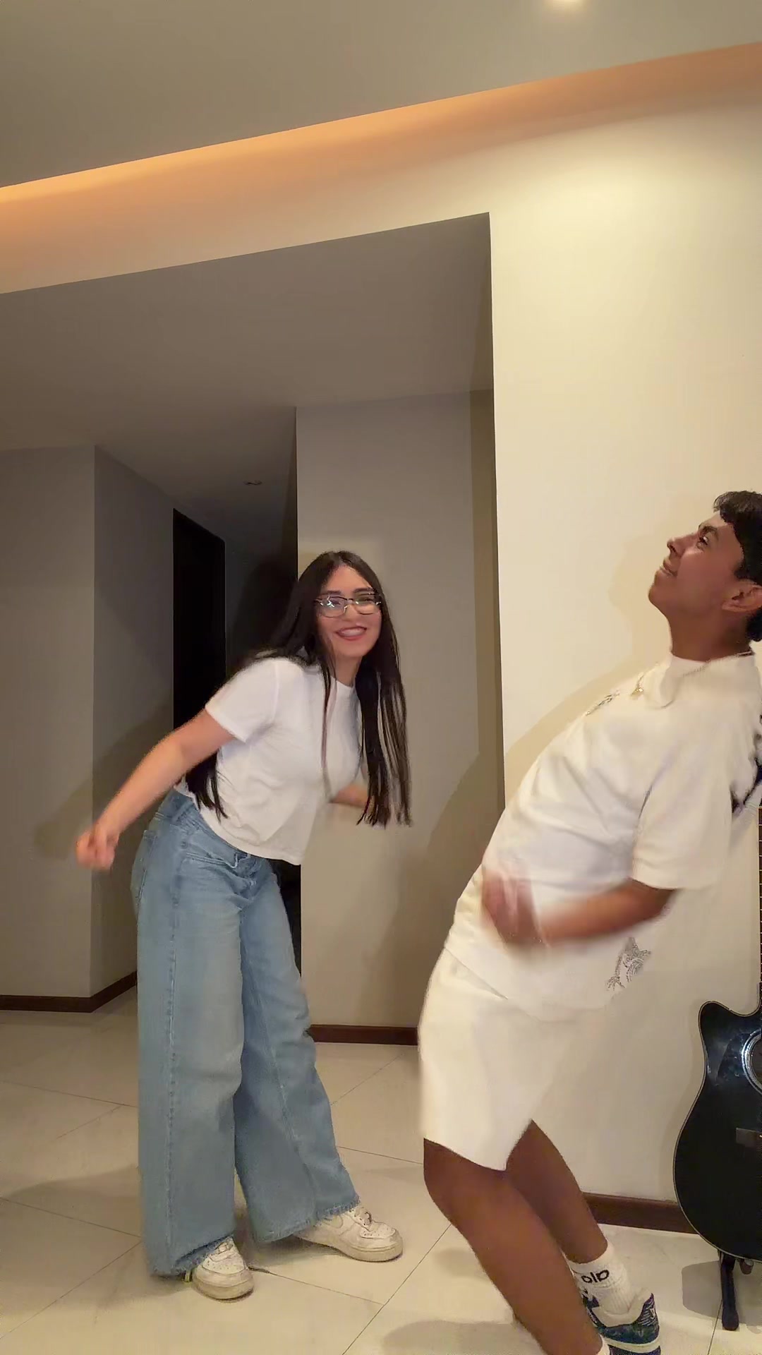 @danniaaa
