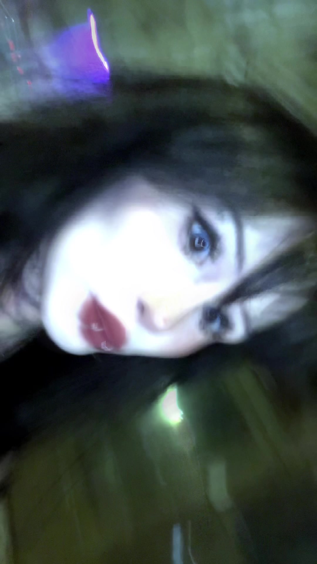 @zommmbri