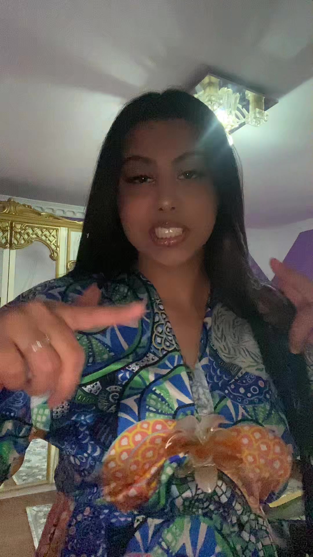 @𝑴𝒂𝒓𝒊𝒂_𝑹𝒐𝒎𝒊𝒄𝒂