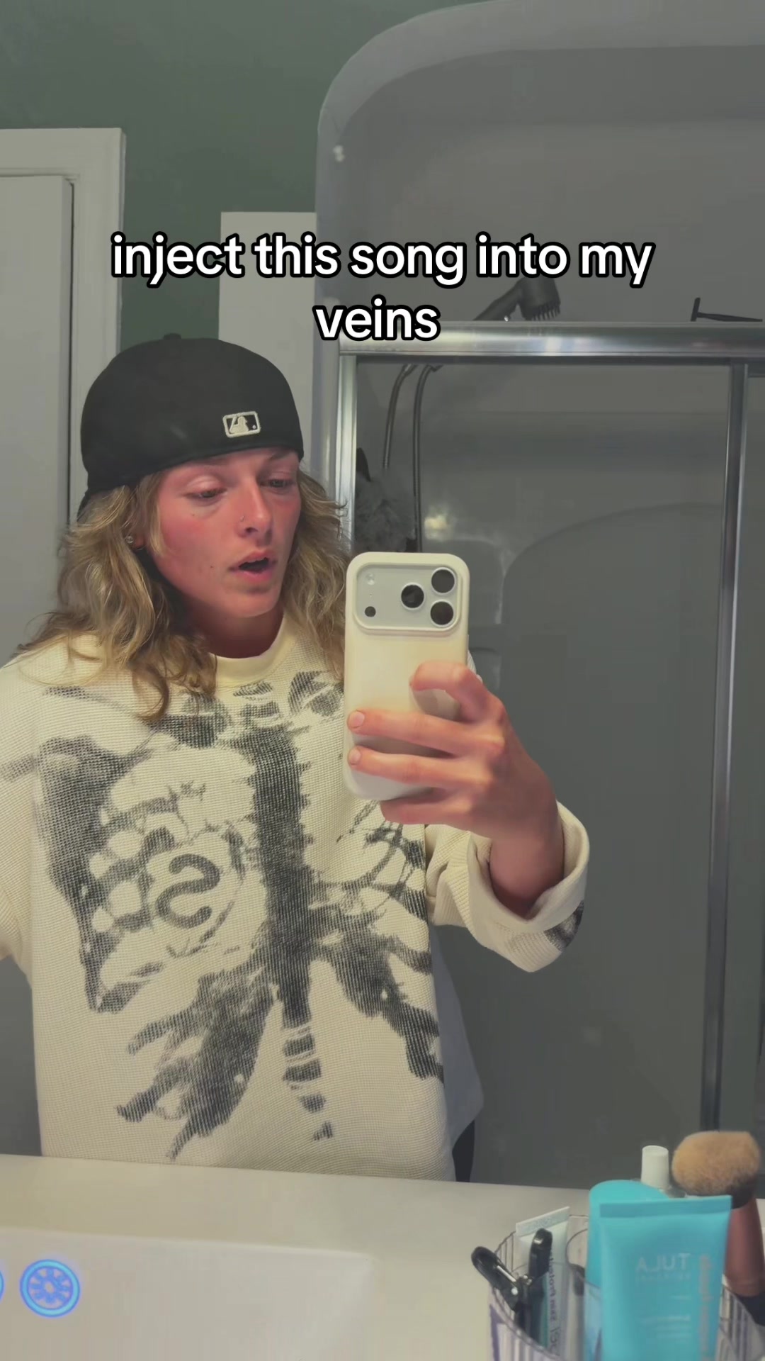 @oliviacrawwwwn