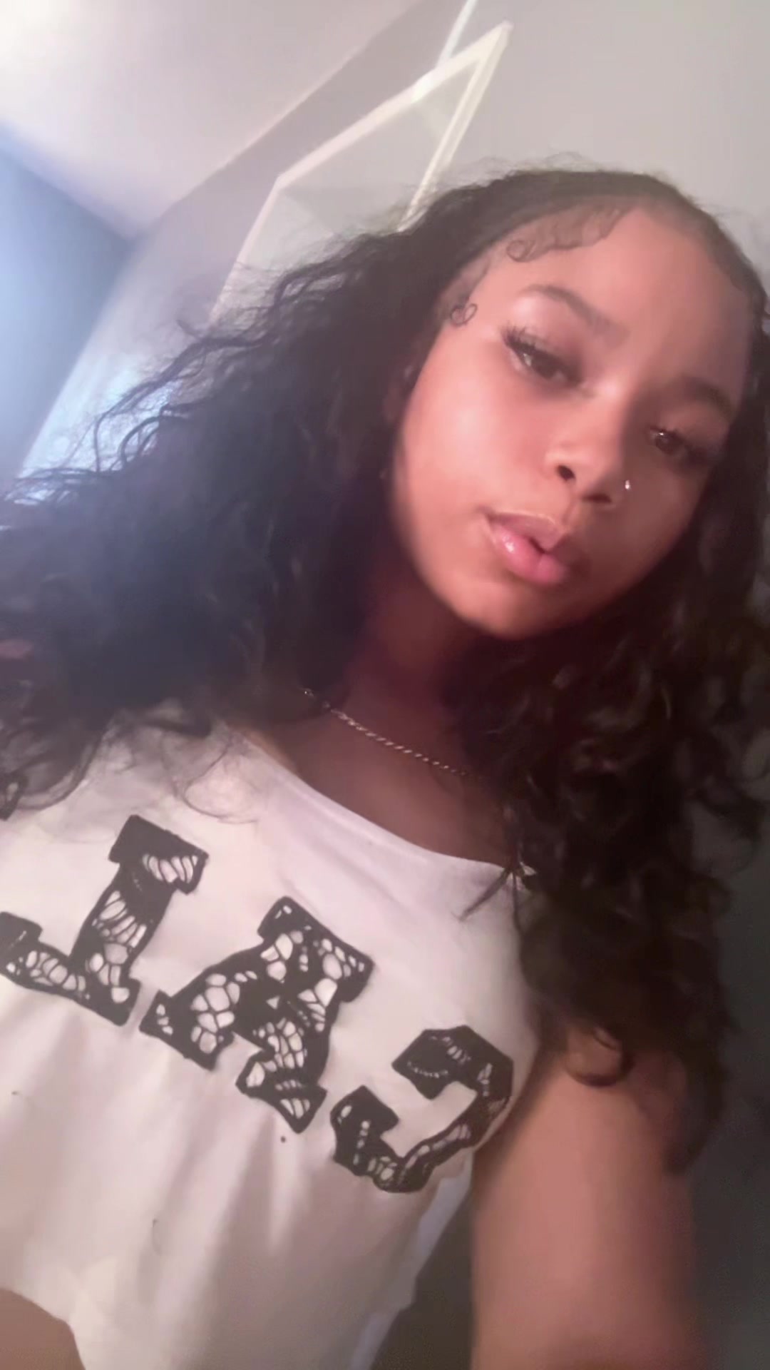 @maybebri