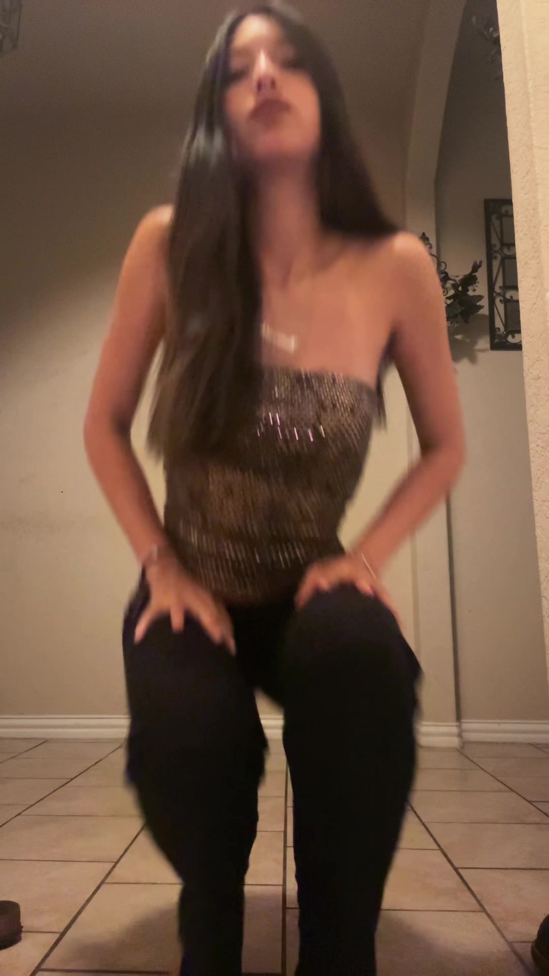 @Esmi