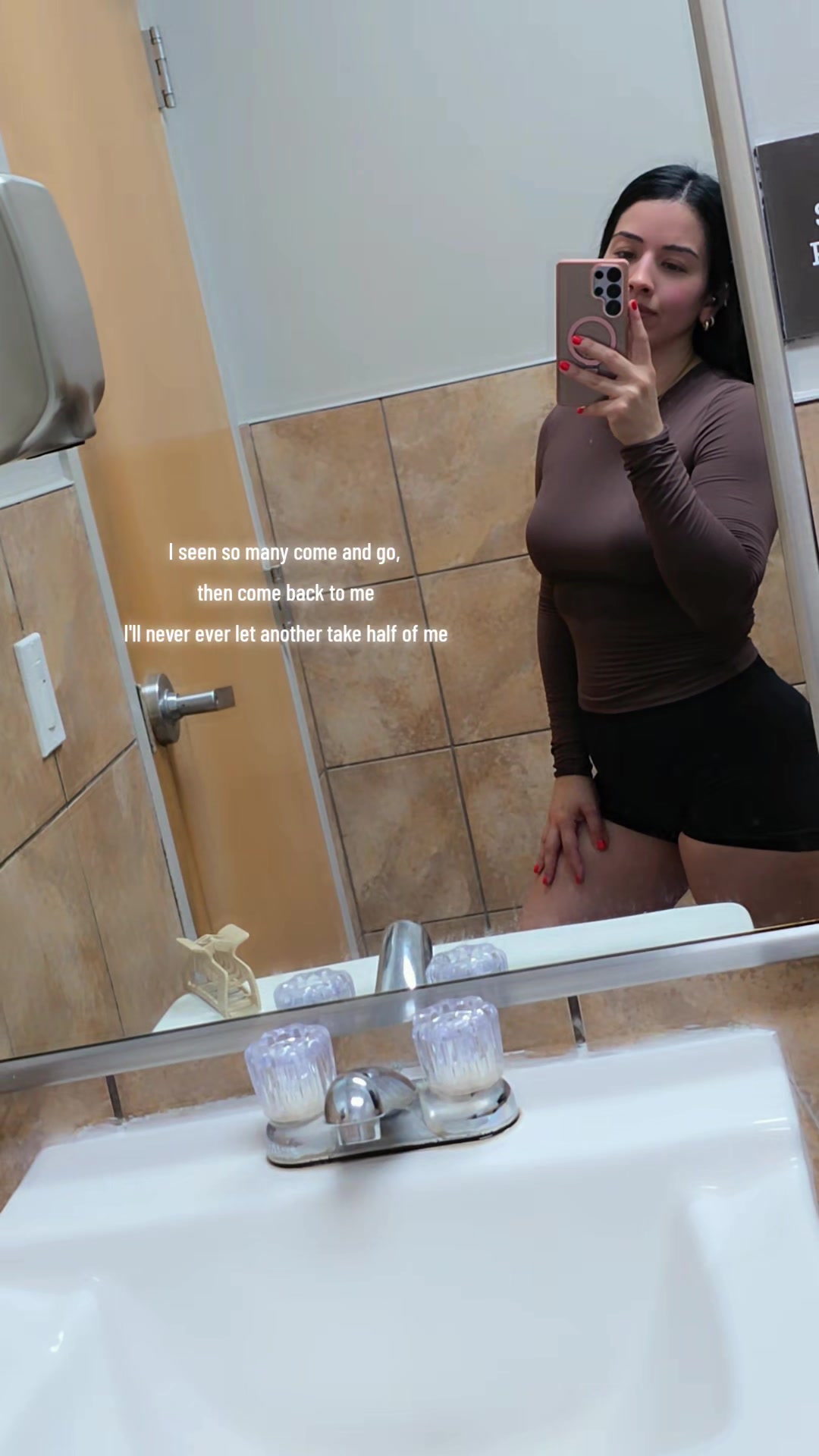 @LeeAnna Marrie