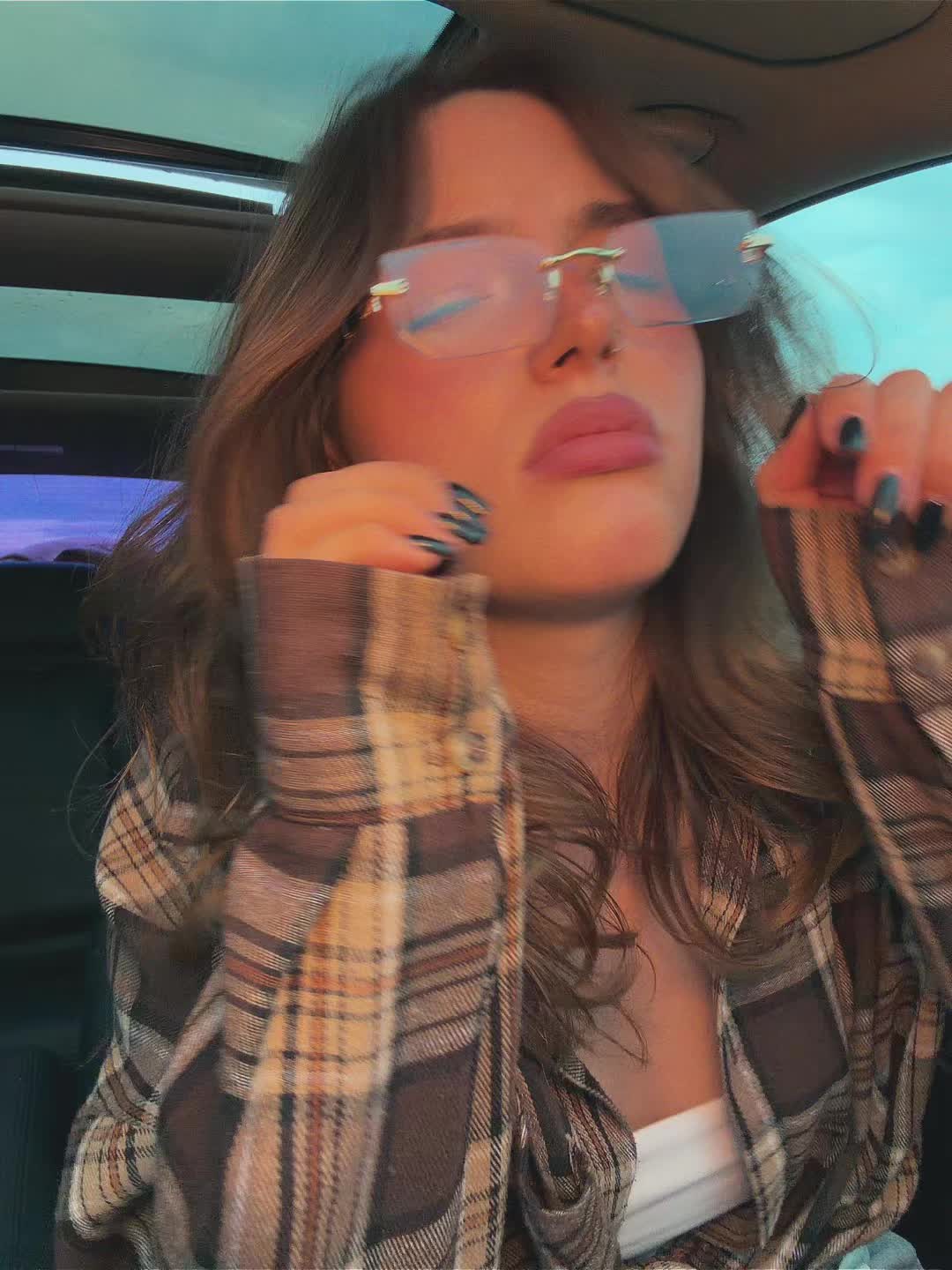 @anasttteiisha