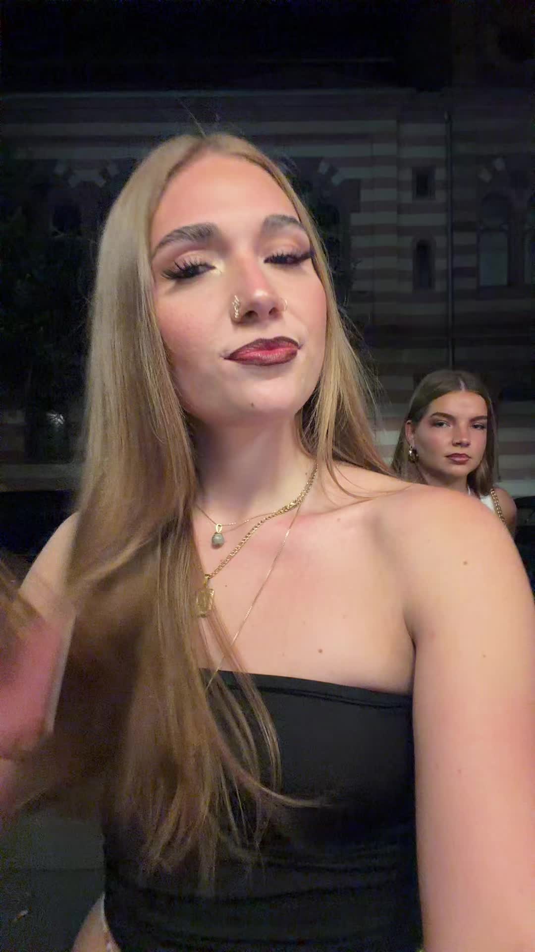 @𝒂𝒓𝒊
