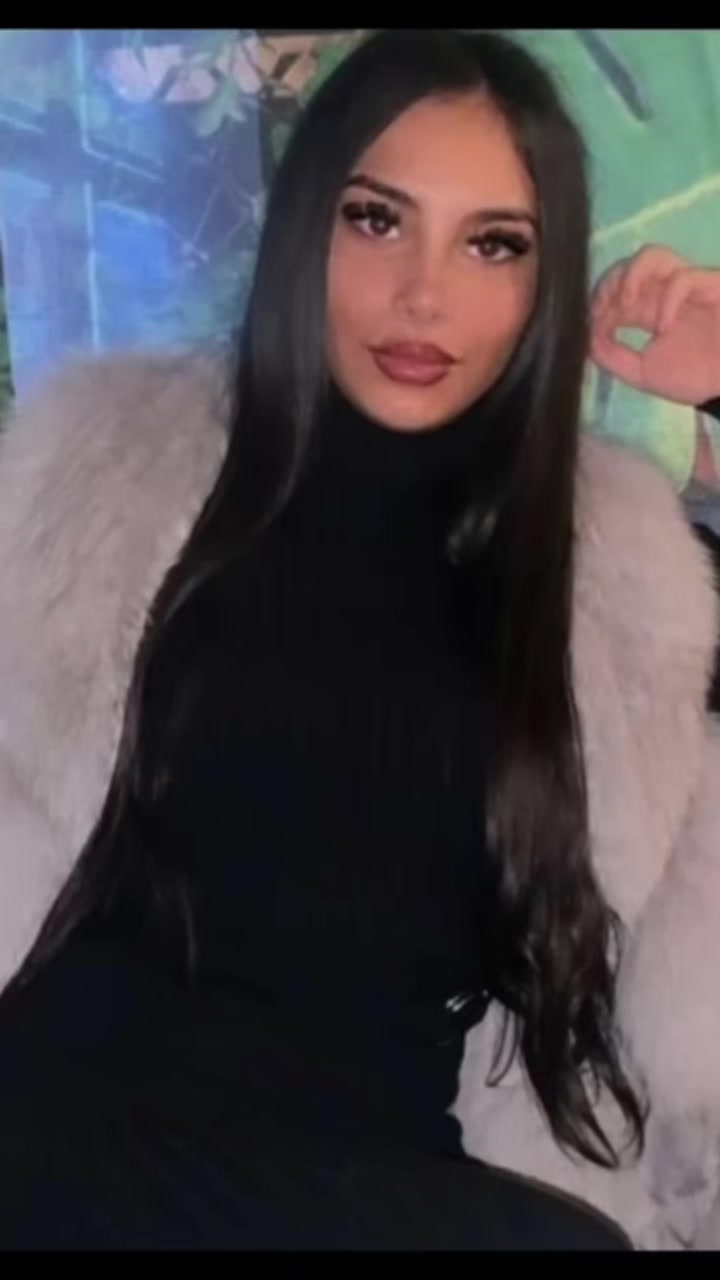 @𝓨𝓪𝓼𝓶𝓲𝓷𝓪 𝓵𝓪𝓿𝓲𝓷𝓲𝓪