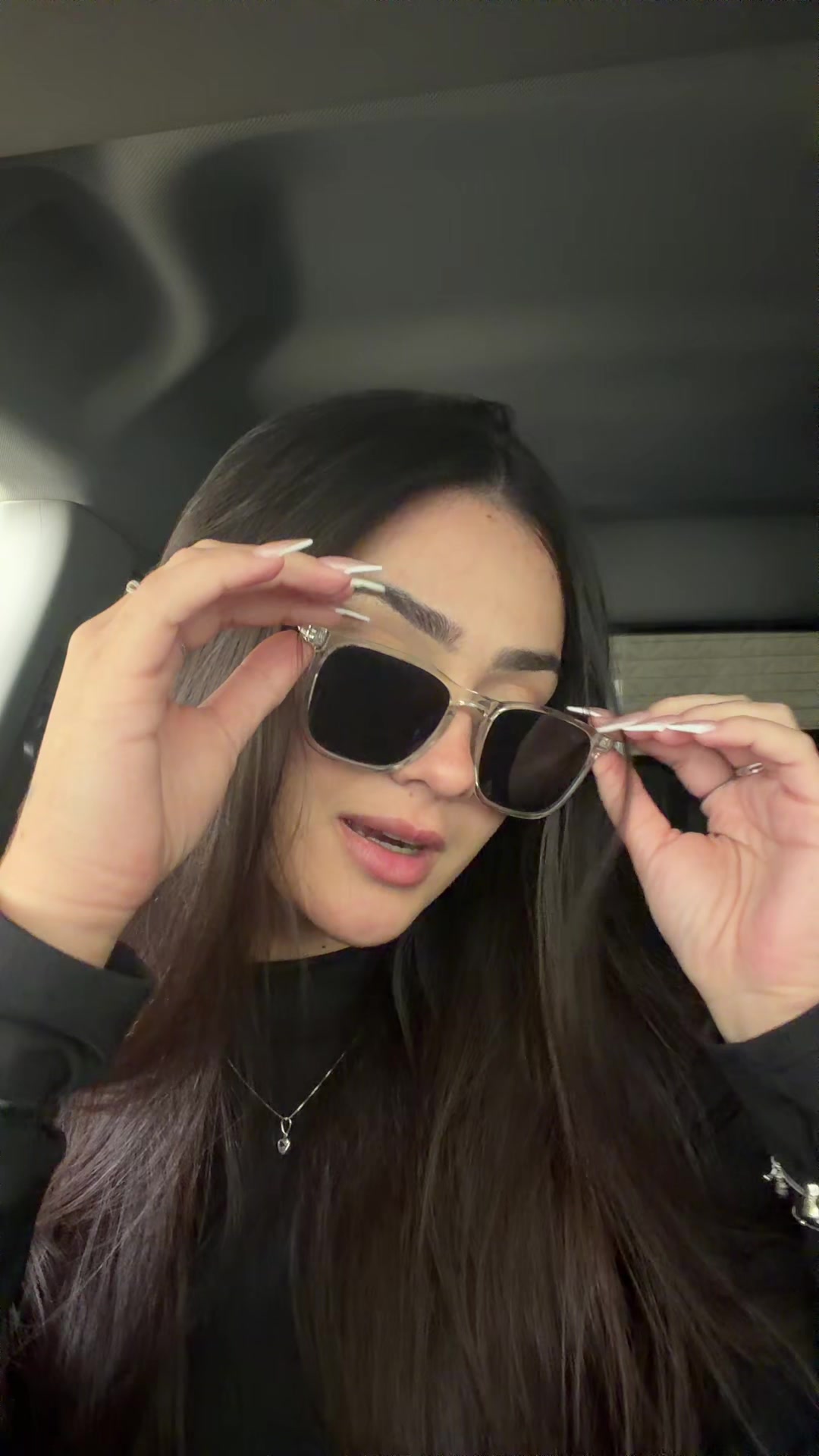 @carlaqueiroz
