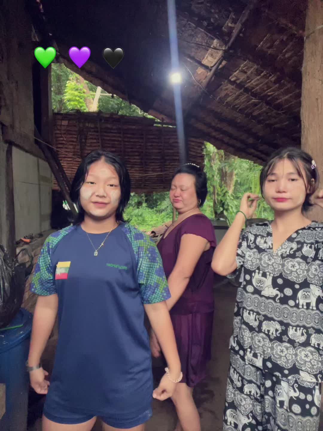 @Kayin Myanmarနန်းဆုလာဘ်❤️