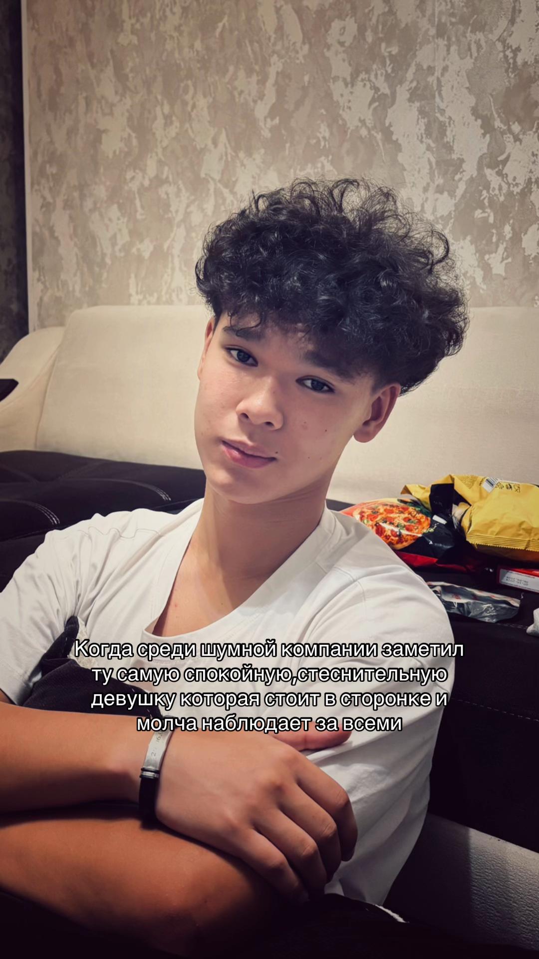@qaysar_